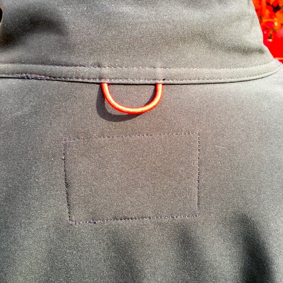 SOLD ✅ Falls creek soft shell black jacket 2x - Picture 3 of 6